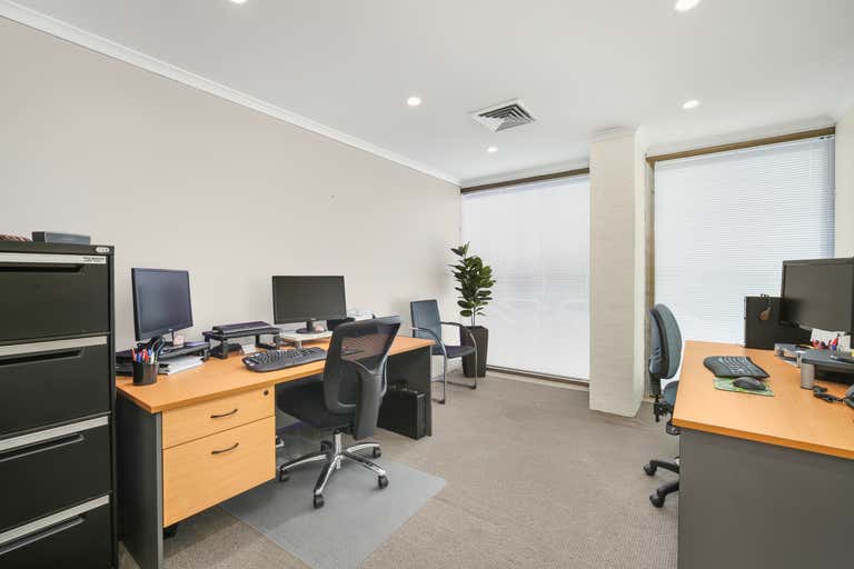Suite 7, 31 Dwyer Street North Gosford NSW 2250 - Image 4