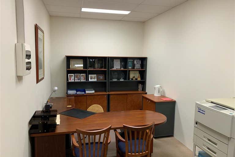 4/32 Hulme Court Myaree WA 6154 - Image 3