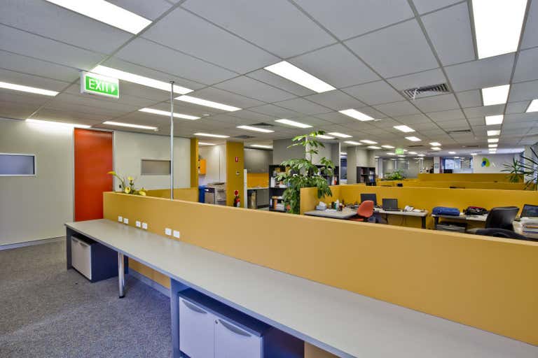 40 Thesiger Court Deakin ACT 2600 - Image 3