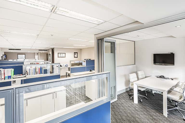 Suite 803, 6A Glen Street Milsons Point NSW 2061 - Image 4