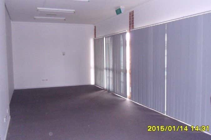 1/16 Alford Street Kingaroy QLD 4610 - Image 2
