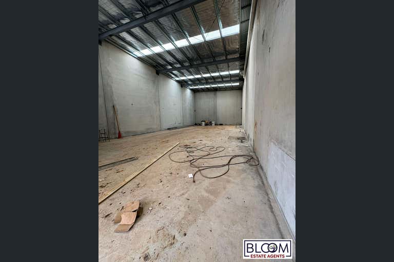 2/39 Collins Road Melton VIC 3337 - Image 3