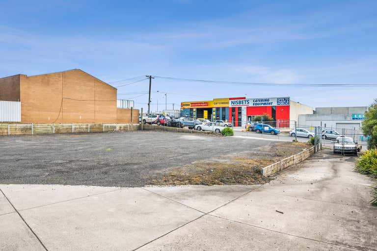 10 Curtis Street Belmont VIC 3216 - Image 2