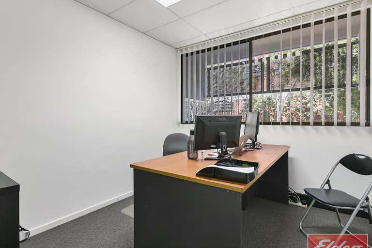 Ground  Suite 4, 4/36 Finchley Street Milton QLD 4064 - Image 4