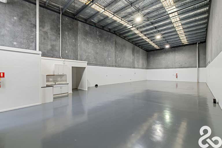 232 Wolseley Place Thomastown VIC 3074 - Image 2