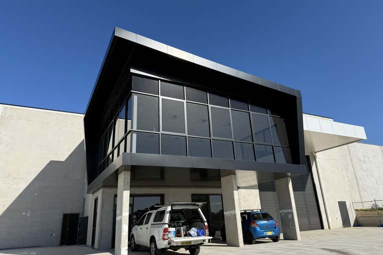 2a/2 Flood Street Oran Park NSW 2570 - Image 1