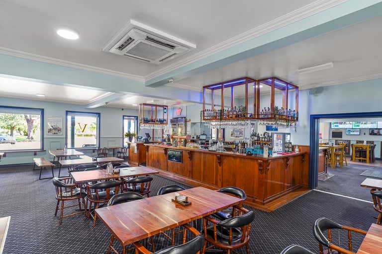 Vandenberg Hotel, 7 Court Street Forbes NSW 2871 - Image 4
