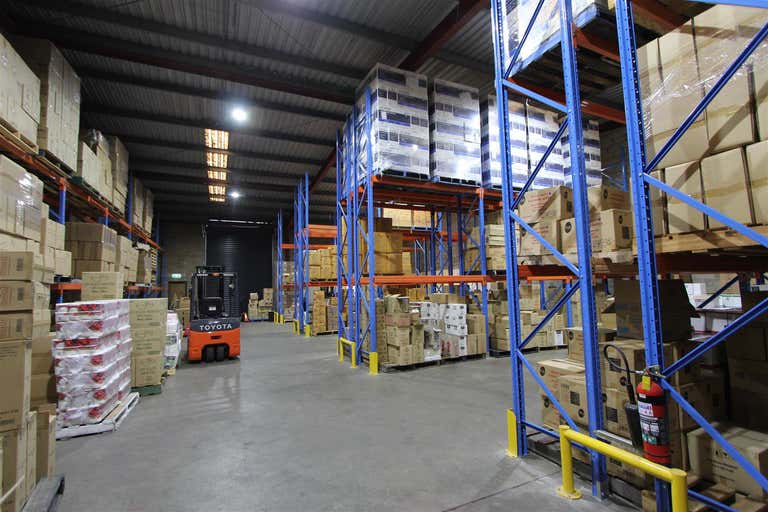 Unit 2/49 Garema Circuit Kingsgrove NSW 2208 - Image 4