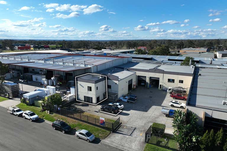 4/6 Precision Place Mulgrave NSW 2756 - Image 2