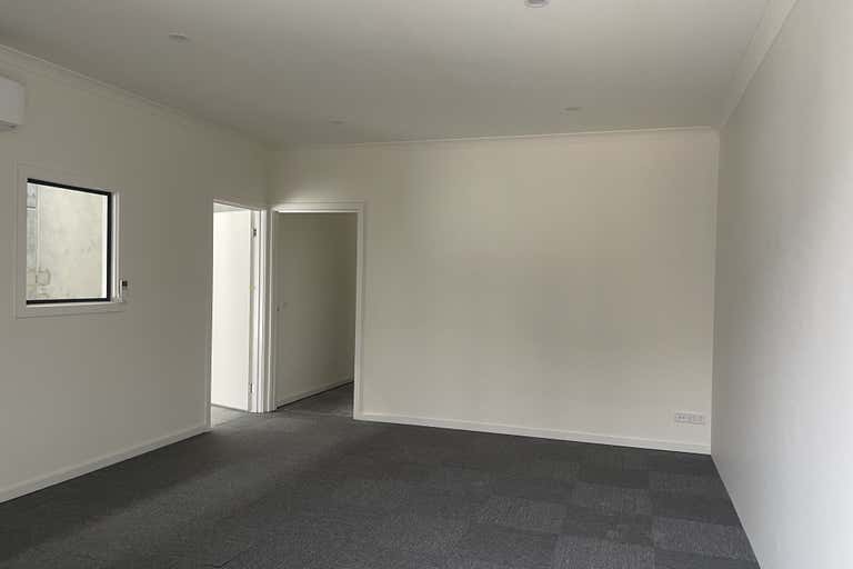 5/46 Aylesbury  Drive Altona VIC 3018 - Image 3