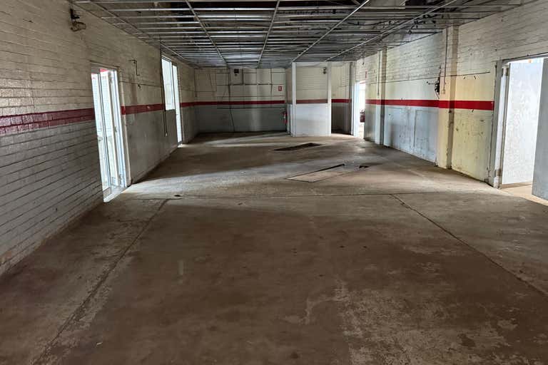 4 Peace Avenue, 4 Peace Avenue Warragul VIC 3820 - Image 2