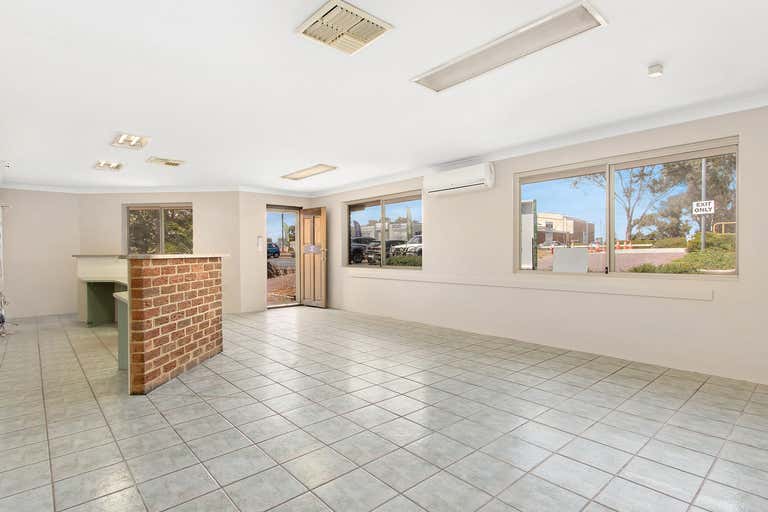 268 Pinjarra Road Mandurah WA 6210 - Image 3