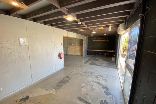 53 Bailey Crescent Southport QLD 4215 - Image 3