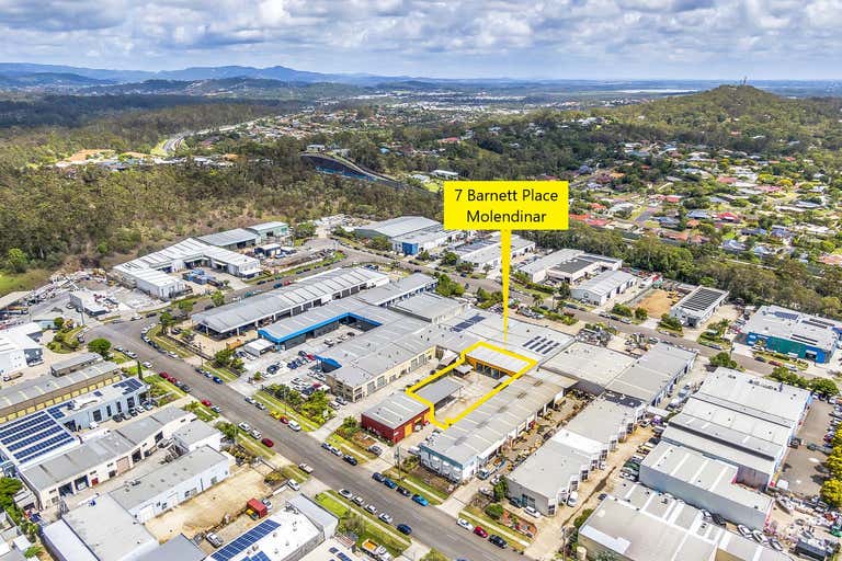 2/7 Barnett Pl Molendinar QLD 4214 - Image 4