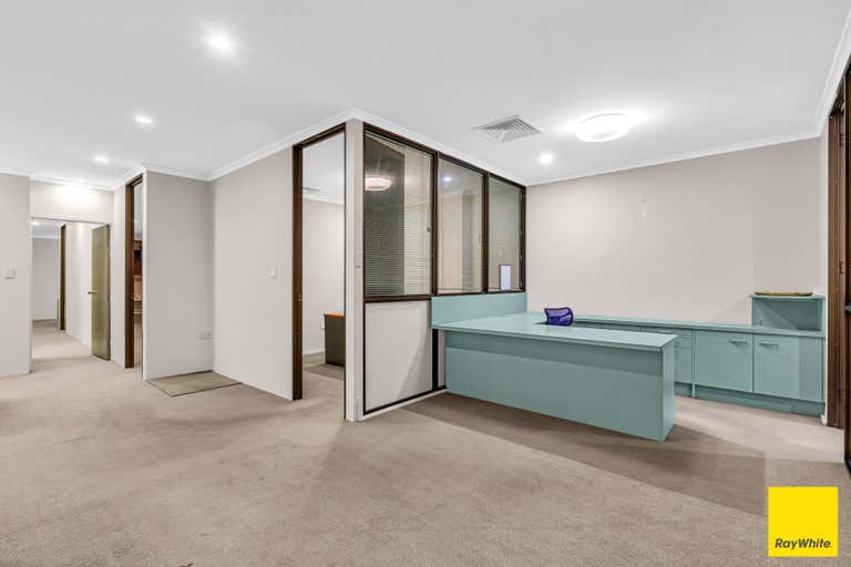 3/59 Spence Street Cairns City QLD 4870 - Image 4