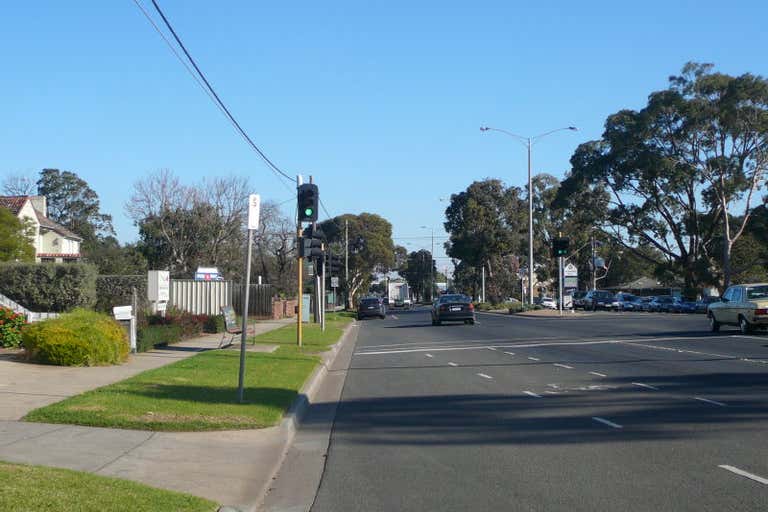 4/3 Synnot Street Werribee VIC 3030 - Image 3