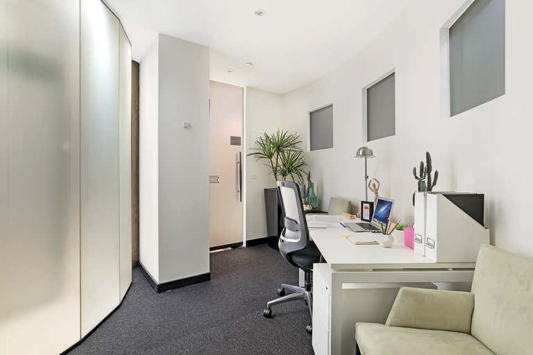 260/1 Queens Road Melbourne VIC 3004 - Image 2