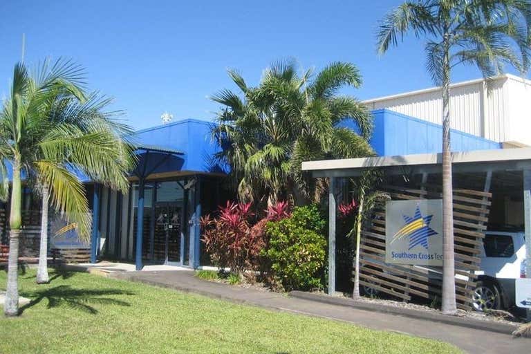 Unit 2 43 Dalrymple Road Townsville City QLD 4810 - Image 1