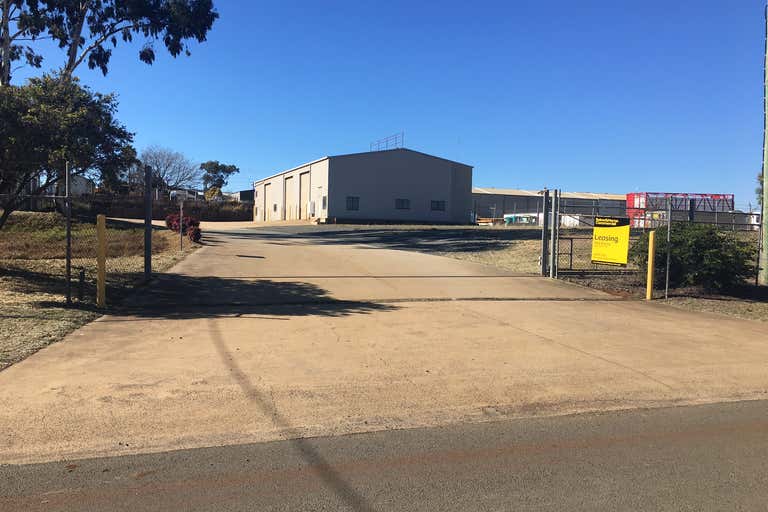 12 Kimberley Court Torrington QLD 4350 - Image 2