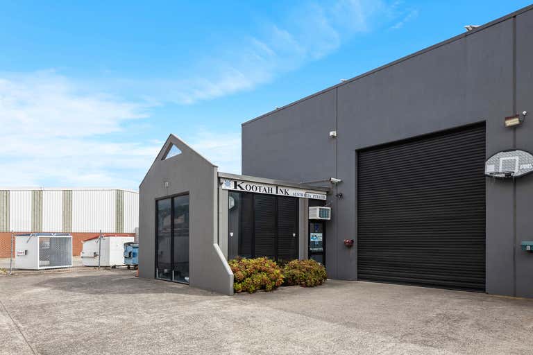 7/11 Macquarie Drive Thomastown VIC 3074 - Image 3