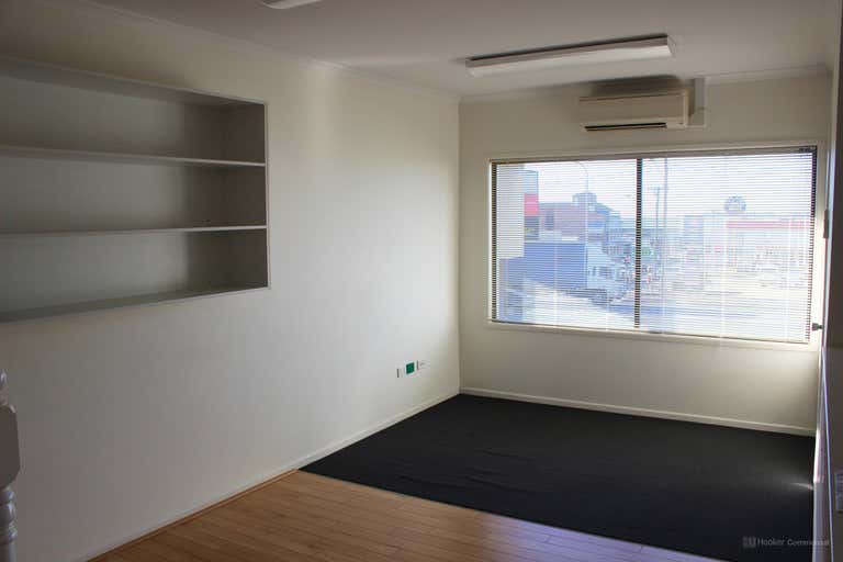 FF Suite 3, 648 Ruthven Street Toowoomba City QLD 4350 - Image 2