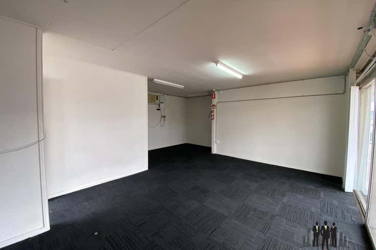 1/1386 Anzac Ave Kallangur QLD 4503 - Image 2