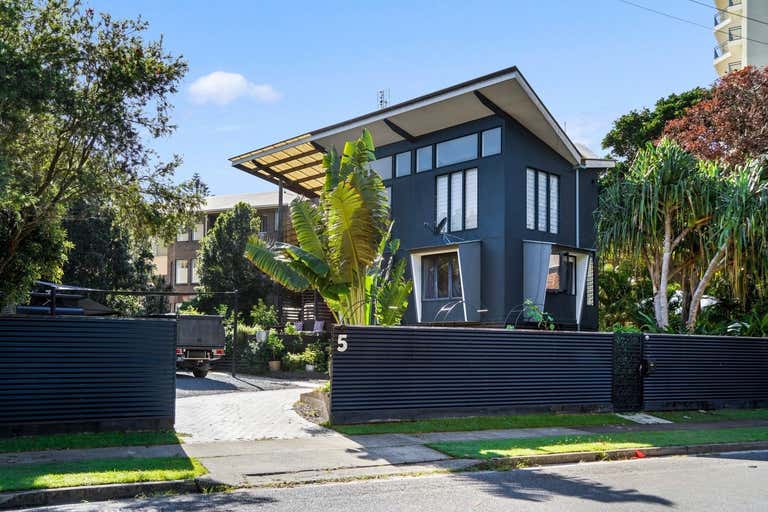 5 Winston Street Coolangatta QLD 4225 - Image 2