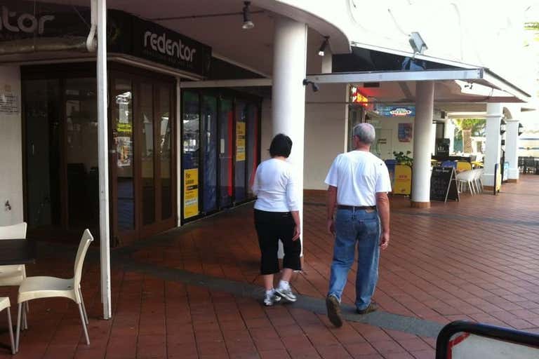 Shop 6, 24 Queensland Avenue Broadbeach QLD 4218 - Image 2