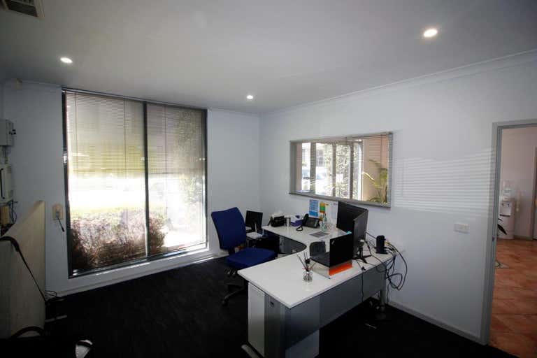 5/9 Jersey Road Bayswater VIC 3153 - Image 2