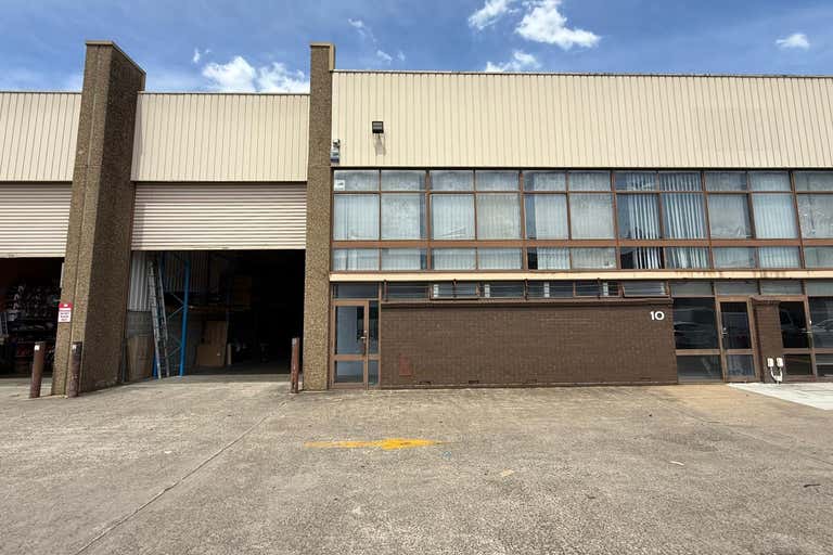 Unit 10, 274-276 Hoxton Park Road Prestons NSW 2170 - Image 1