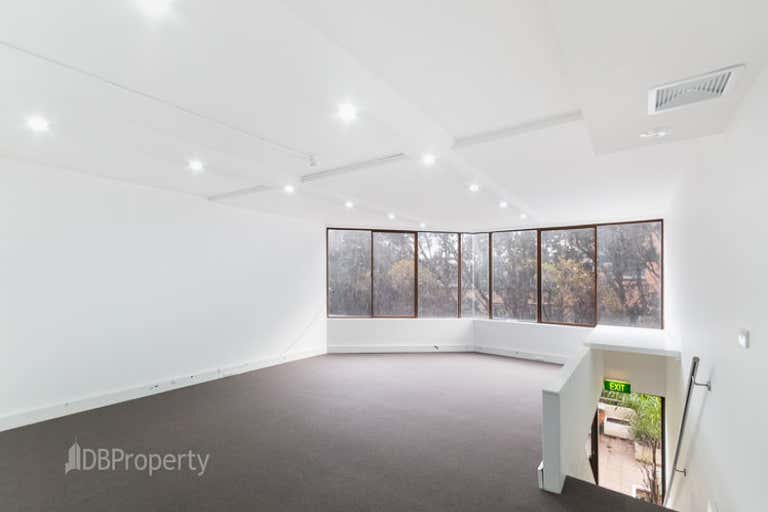 Unit 25, 102 Bay Road North Sydney NSW 2060 - Image 2