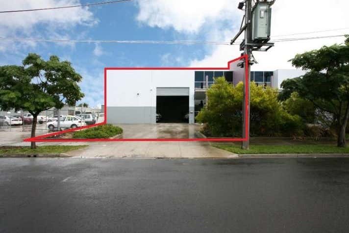 15 Louis Street Airport West VIC 3042 - Image 2