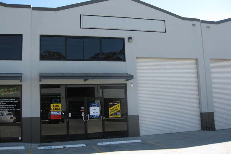 Unit 5 , 31 Coombes Drive, Penrith NSW 2750 - Image 1