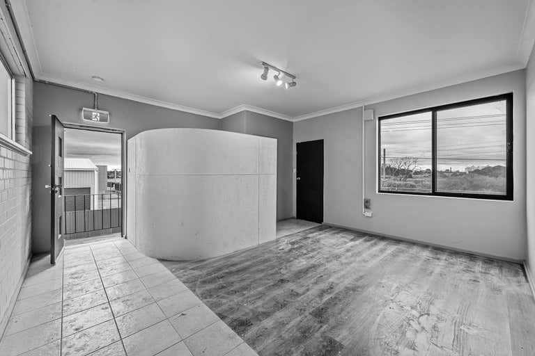 8-10 Racecourse Road Williamstown VIC 3016 - Image 3