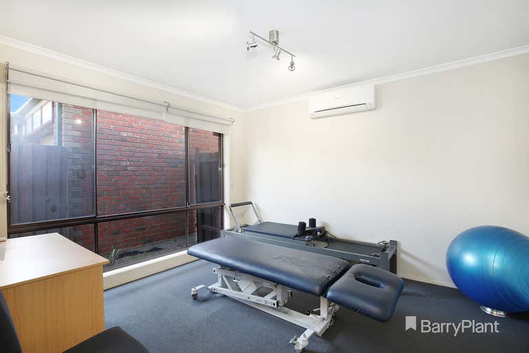 72  Bridgewater Road Craigieburn VIC 3064 - Image 2