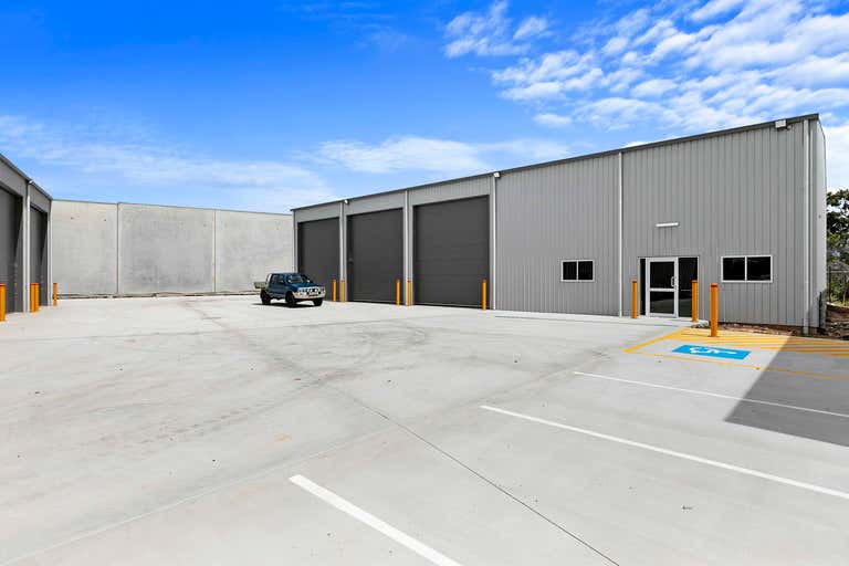 44 Southern Cross Circuit Urangan QLD 4655 - Image 2