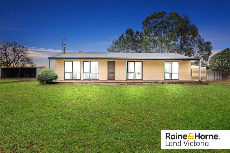 25 McIvors Road Kilmore VIC 3764 - Image 3