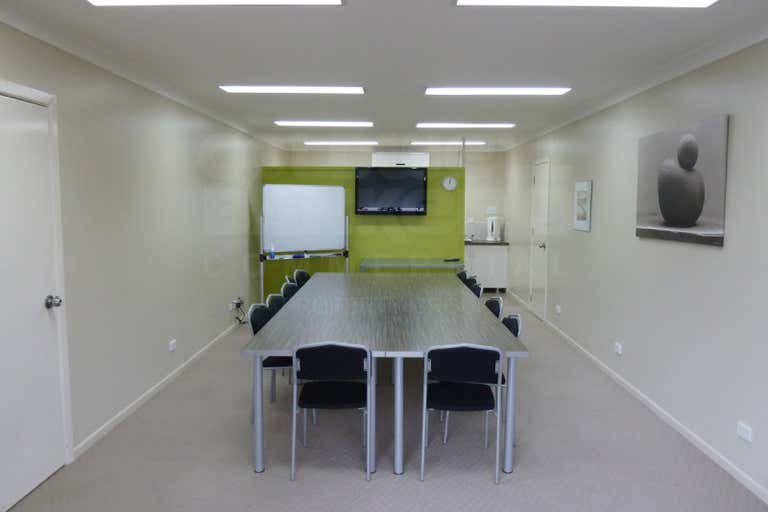 Level 1, Unit 8, 86 City Road Beenleigh QLD 4207 - Image 2