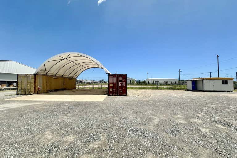 18-19 Desma Court Mount Louisa QLD 4814 - Image 2