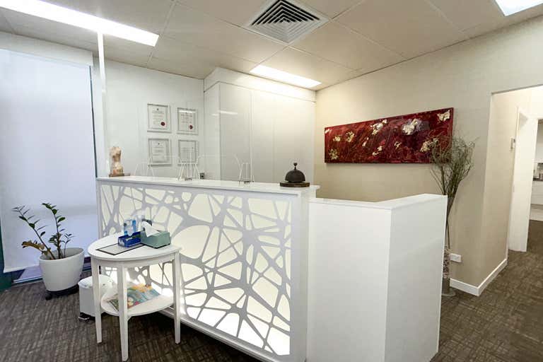 4/31 Cotton Tree Parade Maroochydore QLD 4558 - Image 2