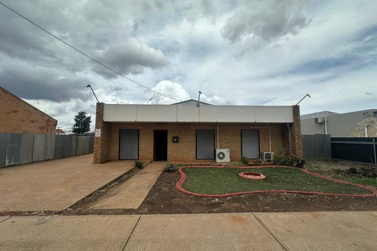 73 Dugan Street Kalgoorlie WA 6430 - Image 1