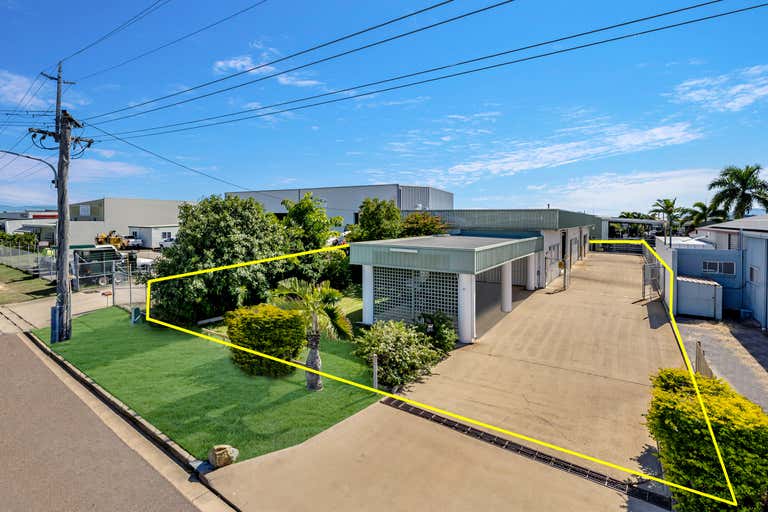 27 Hugh Ryan Drive Garbutt QLD 4814 - Image 1