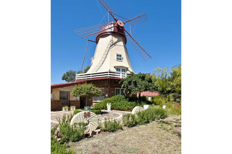 The Windmill, 25 Nicole Crs. Diamond Creek VIC 3089 - Image 1