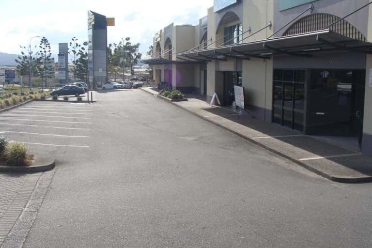 6/76 Robina Town Centre Drive Robina QLD 4226 - Image 2