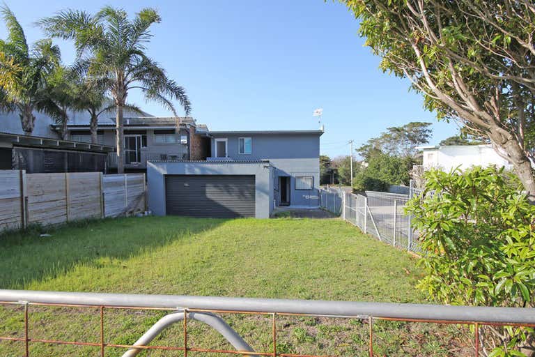 14 Market Street Fingal Bay NSW 2315 - Image 2