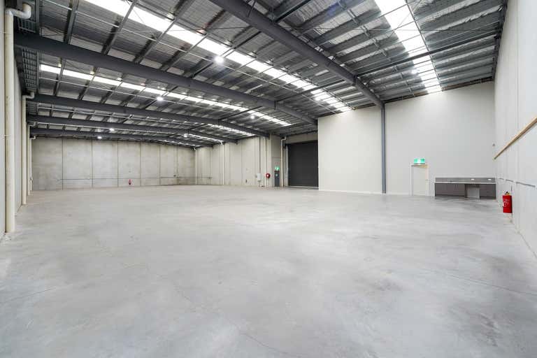 Unit B, 43 Commercial Drive, Pakenham, VIC 3810 Industrial