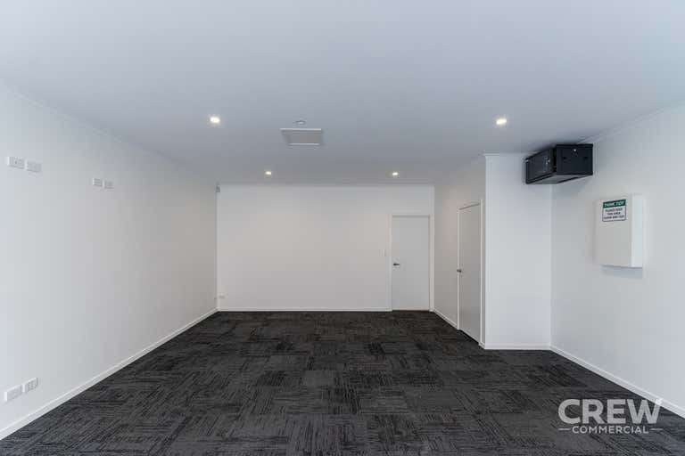 1/11 Pinter Drive Southport QLD 4215 - Image 2