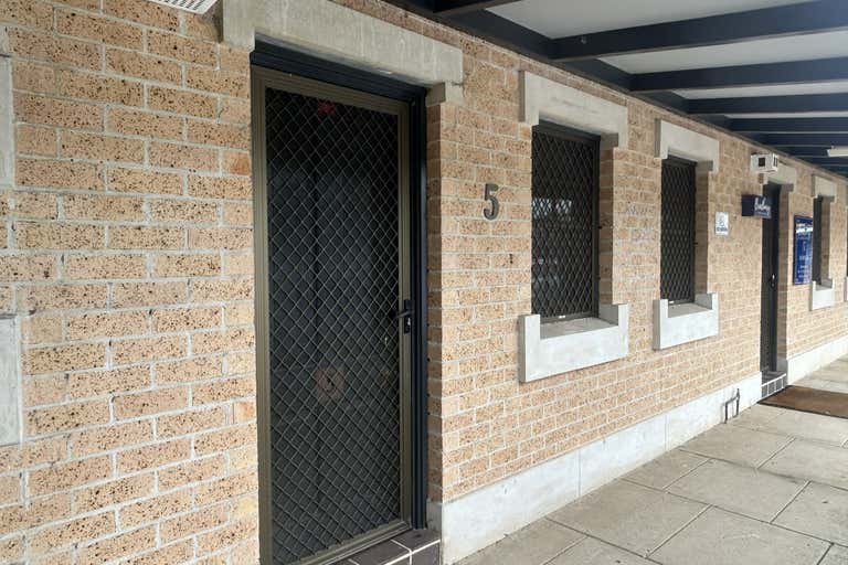 Unit 5/67 Jacaranda Avenue Bradbury NSW 2560 - Image 1