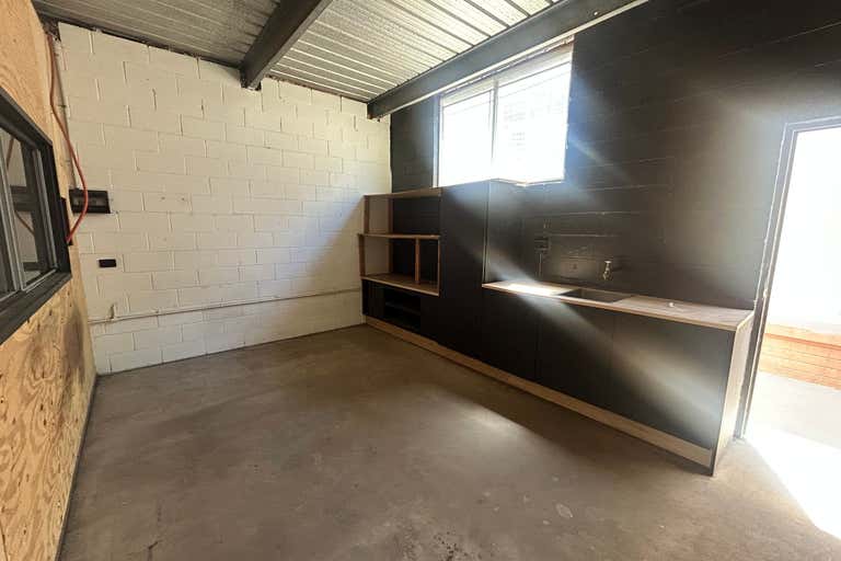 5/15B Machinery Drive Tweed Heads South NSW 2486 - Image 4