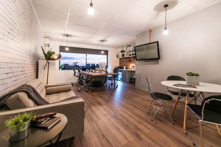 First Floor Suite 5, 172 Scarborough Beach Road Mount Hawthorn WA 6016 - Image 1